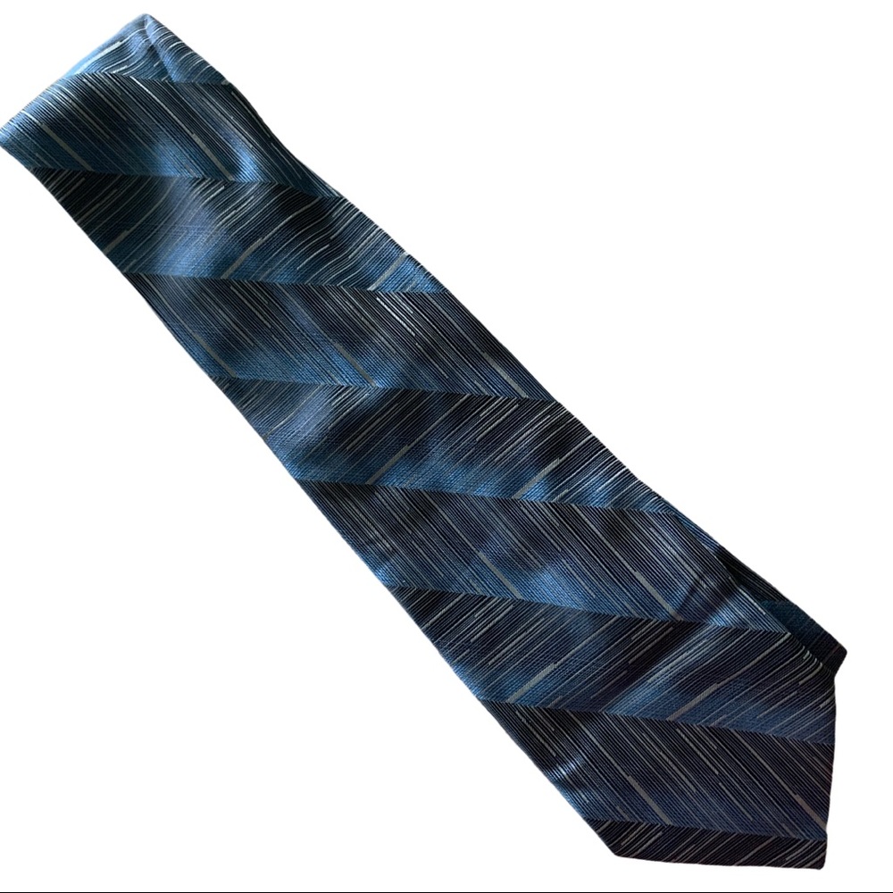 Matrix by Format tie - Picture 2 of 6